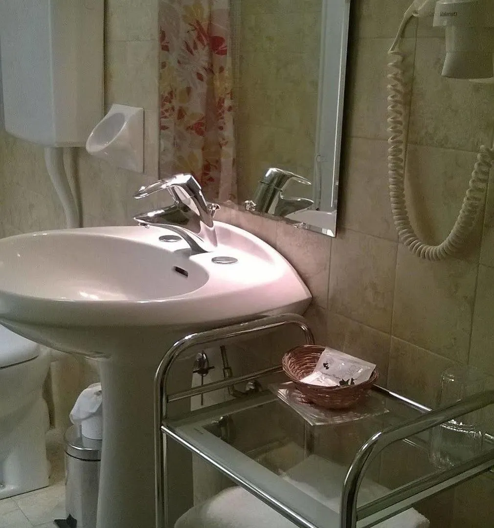 ורונה Hotel Cavour