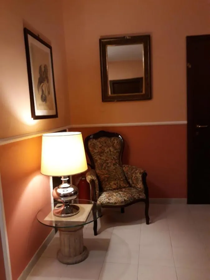 Hotel Cavour Verona 2*,  Italien