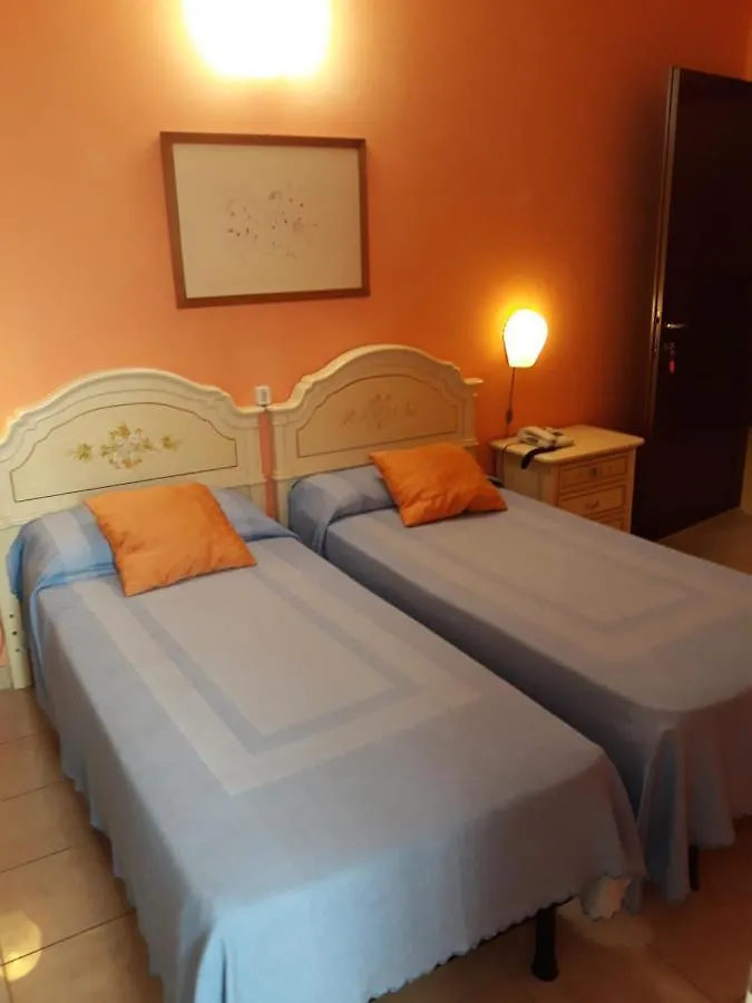 **  Hotel Cavour Verona Italy